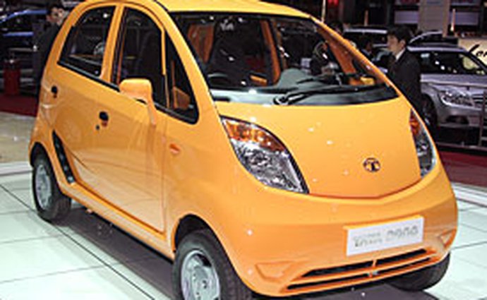 Automobilka Tata Motors se loni poprvé po osmi letech propadla do ztráty