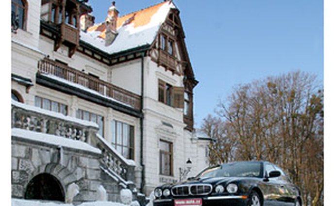 jaguar testy luxusni
