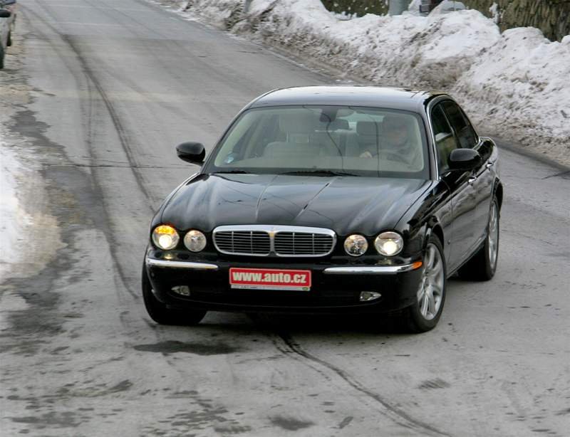 Jaguar XJ