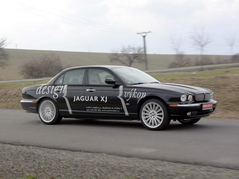 Jaguar XJR