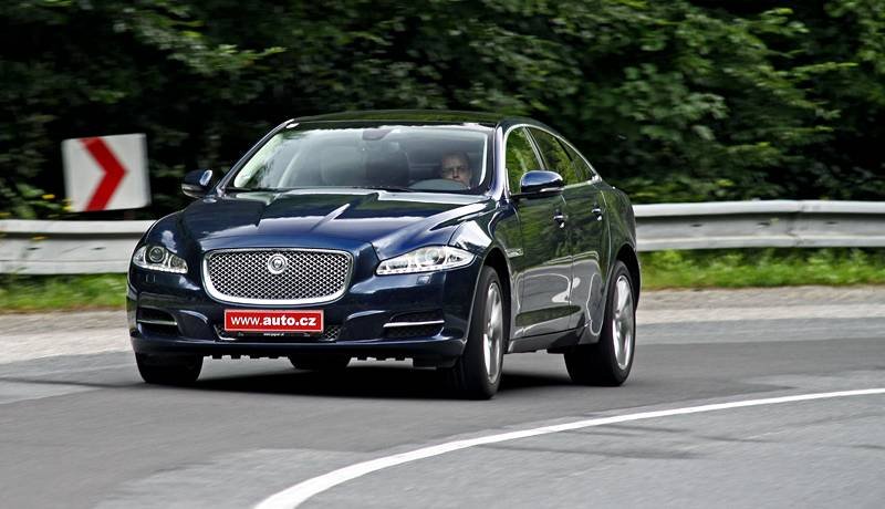 Jaguar XJ