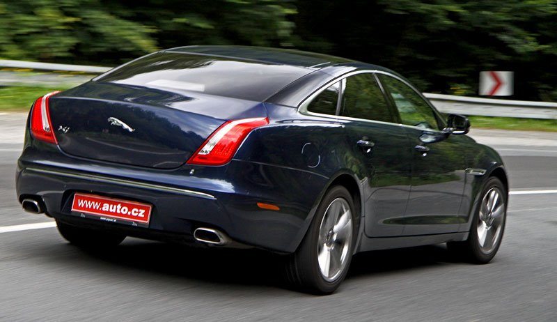 Jaguar XJ