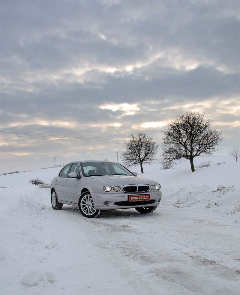 Jaguar X-Type