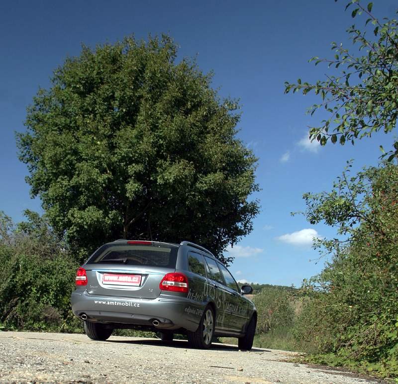 Jaguar X-Type