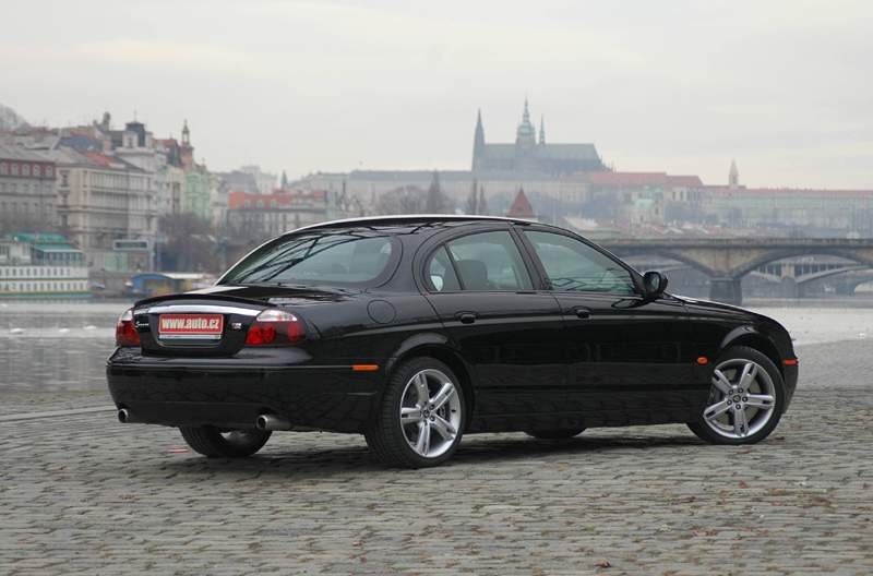 Jaguar S-Type