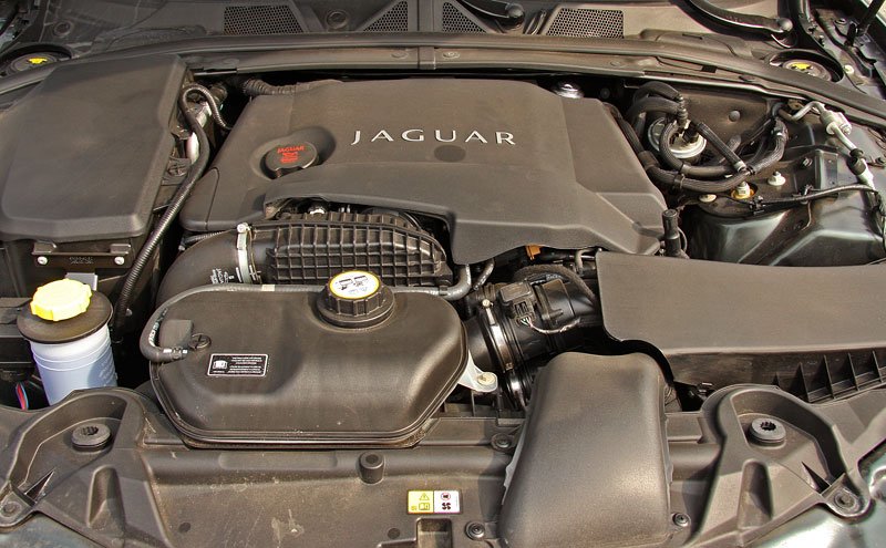 jaguar testy vyssistredni