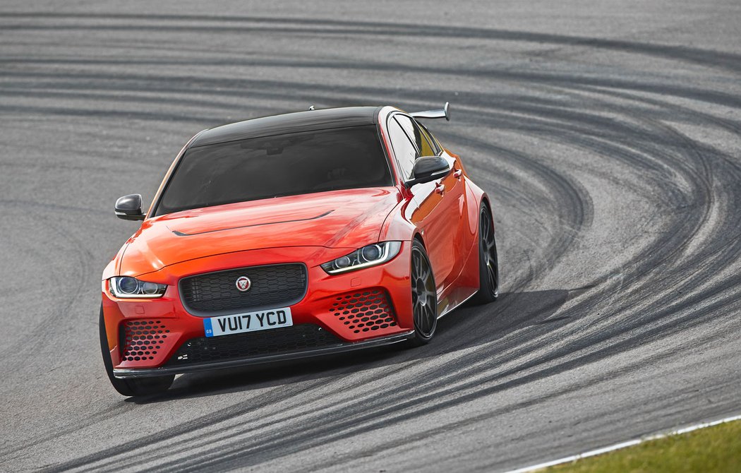 Jaguar XE SV Project 8