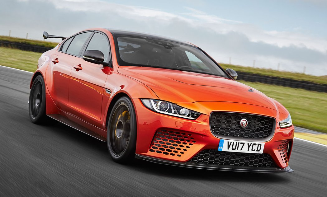 Jaguar XE SV Project 8