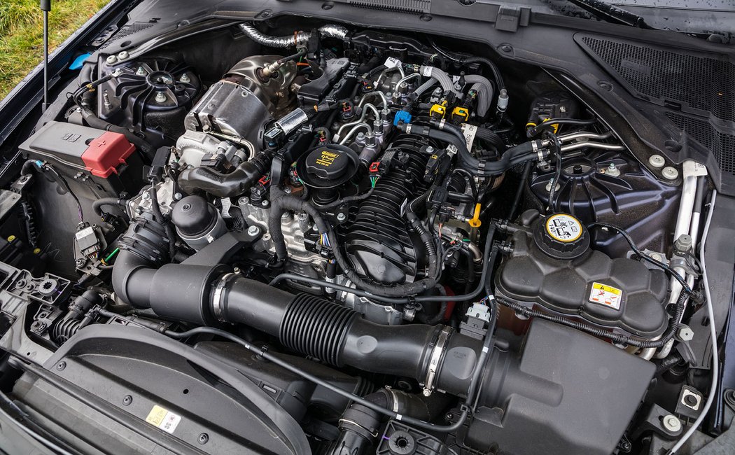 Jaguar XE D180 (132 kW) AWD