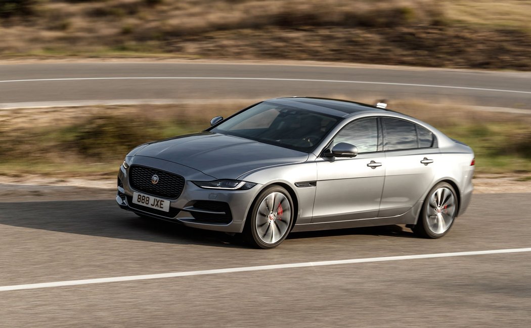 Jaguar XE