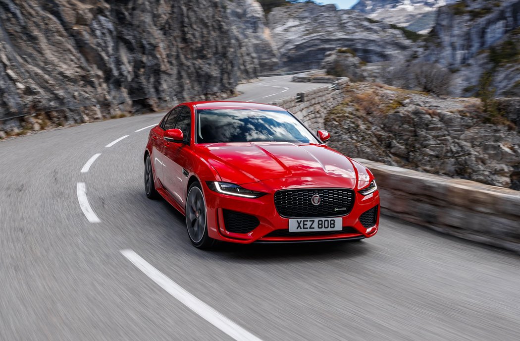 Jaguar XE