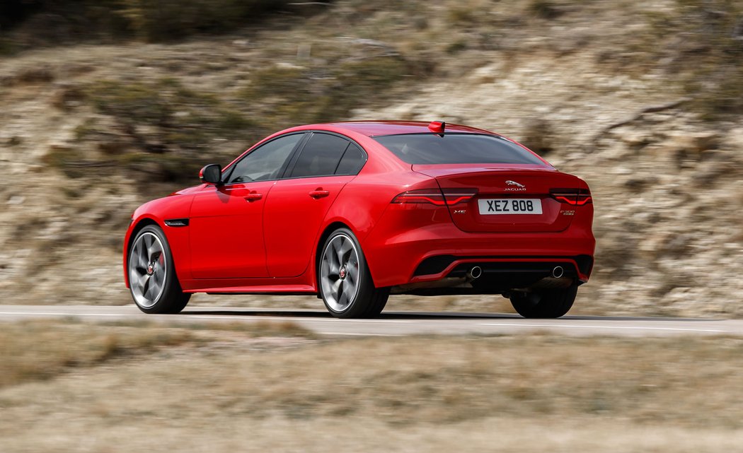 Jaguar XE