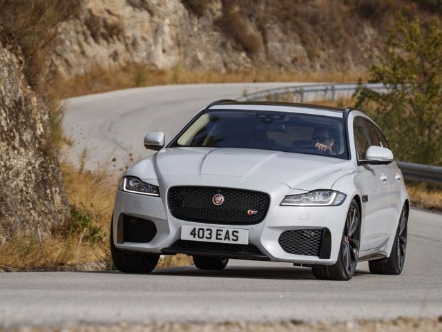 Jaguar XF Sportbrake a XJR575 