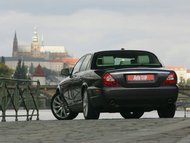 Jaguar XJ X350/X358 (2003 až 2009, modernizace 2007)