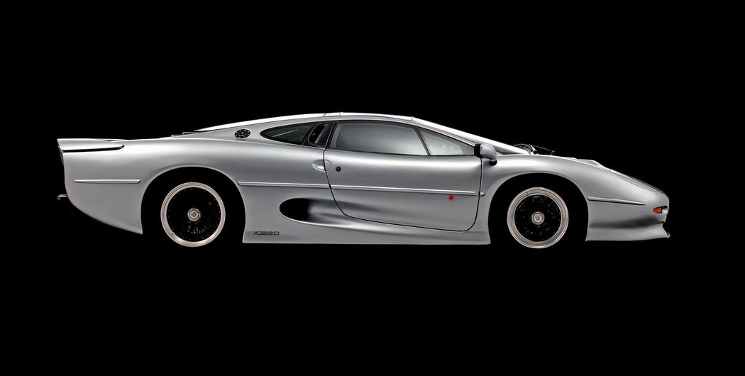 Jaguar XJ220