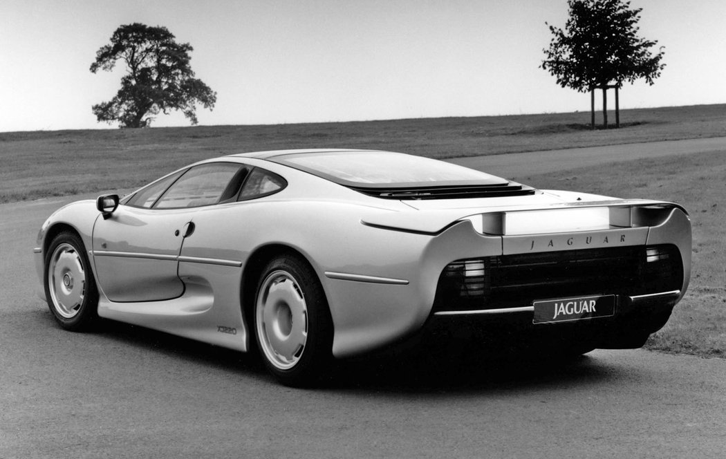 Jaguar XJ220