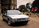 Na první pohled se Jaguar XJ6 dost podobal svému předchůdci XJ6 série III, včetně dvojitých kruhových světlometů s chromovanými rámečky a masky chladiče.