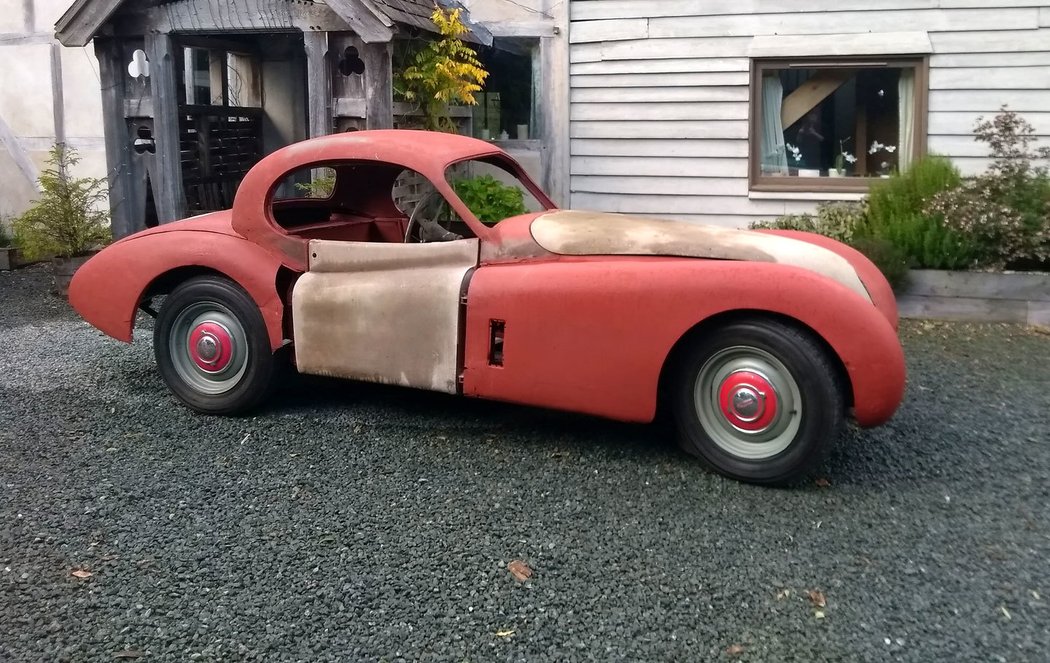 Jaguar XK120 FHC