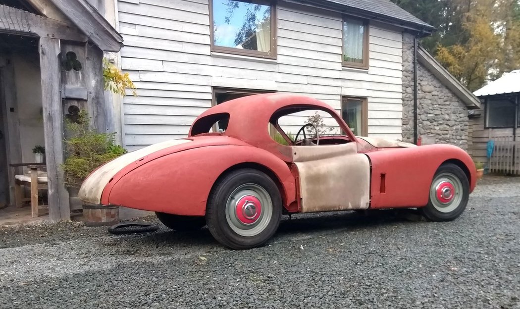 Jaguar XK120 FHC