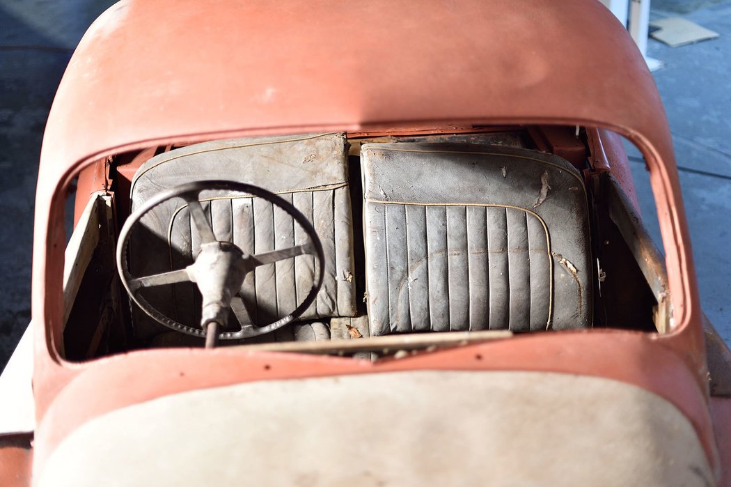 Jaguar XK120 FHC