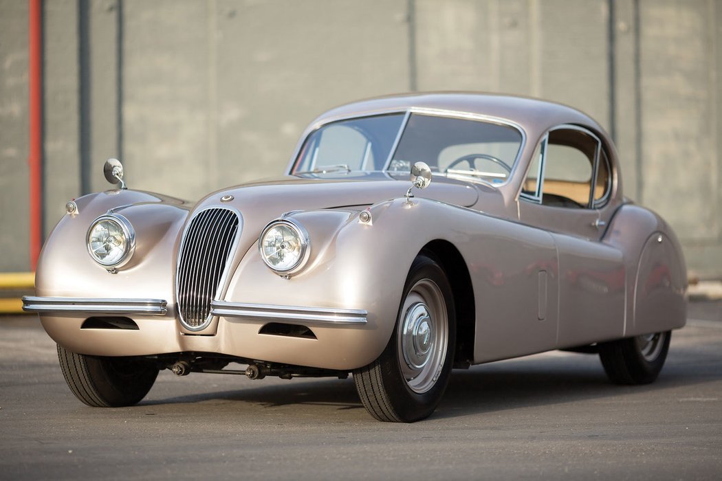 Jaguar XK120 Fixed Head Coupe (1951–1954)