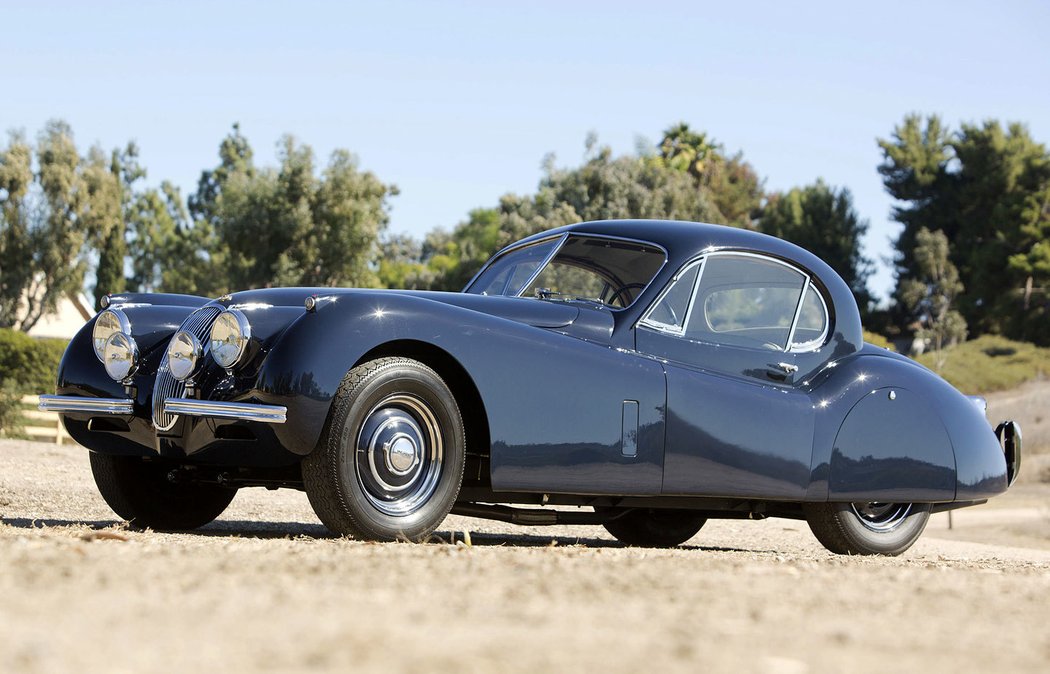 Jaguar XK120 Fixed Head Coupe (1951–1954)