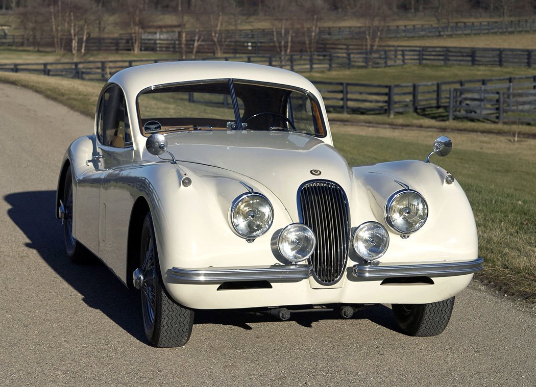 Jaguar XK120 Fixed Head Coupe (1951–1954)