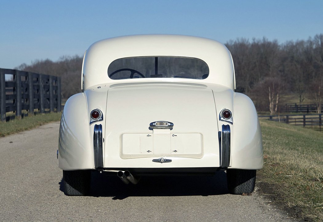 Jaguar XK120 Fixed Head Coupe (1951–1954)