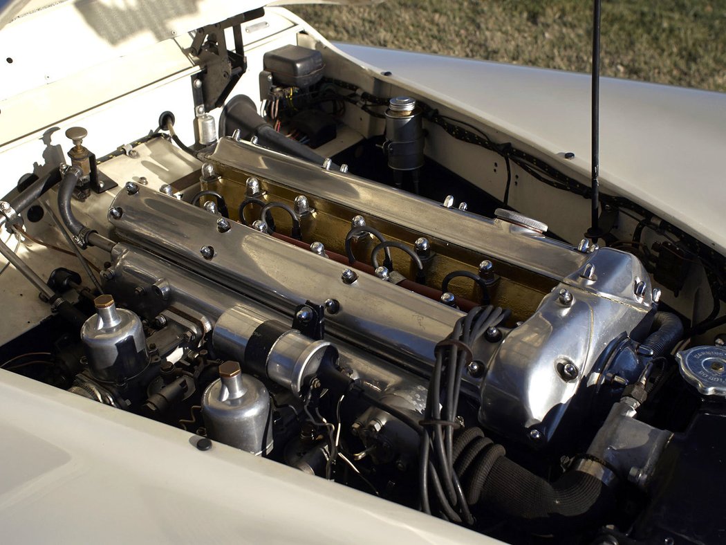 Jaguar XK120 Fixed Head Coupe (1951–1954)