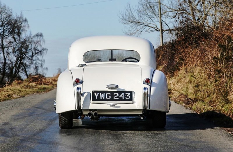 Jaguar XK120 Fixed Head Coupé (1952)