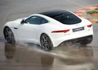Jaguar zvažuje rychlejší a lehčí F-Type