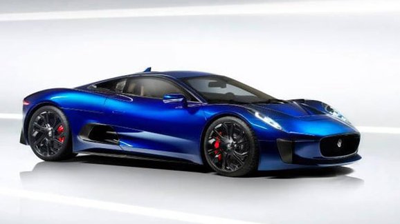 Jaguar C-X75: Dokončený prototyp supersportu se představuje