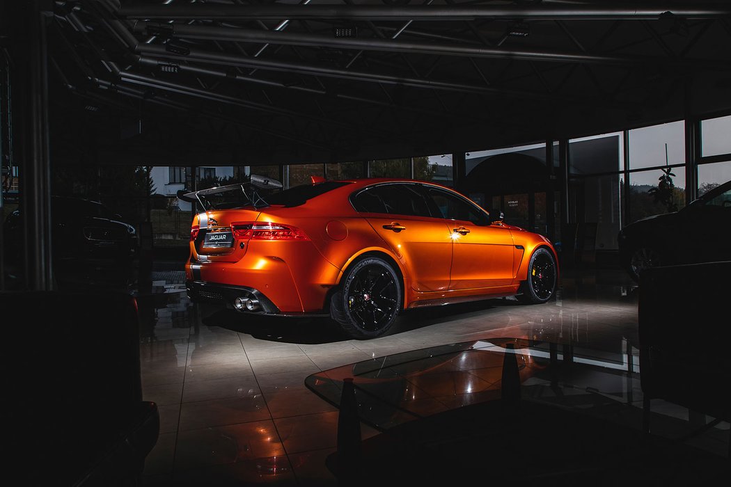 Jaguar XE Project 8