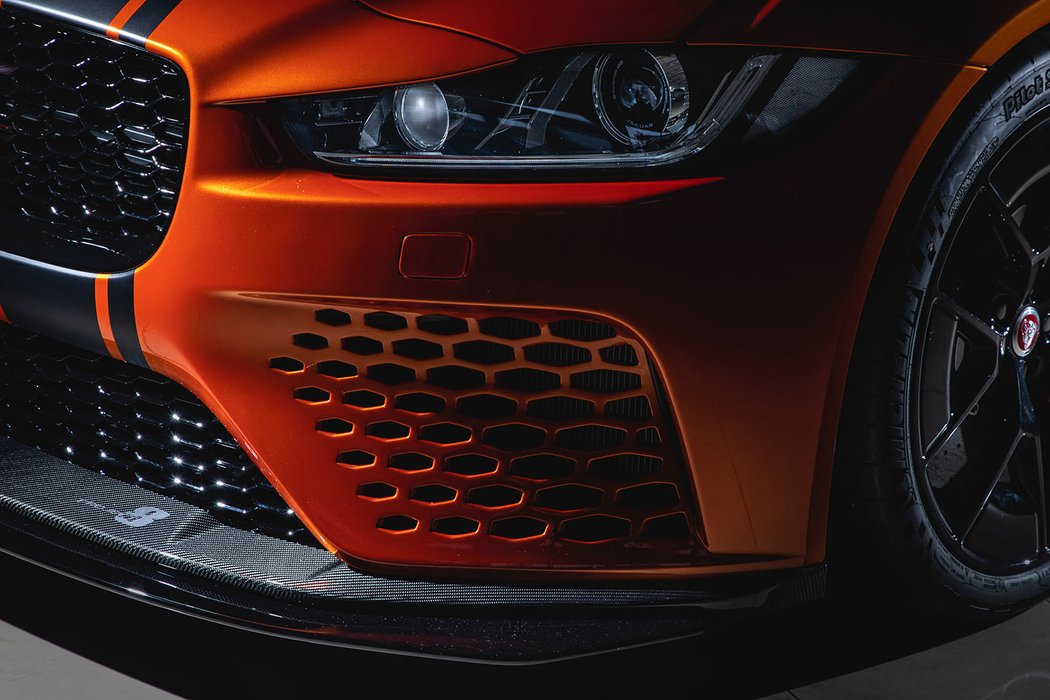 Jaguar XE Project 8