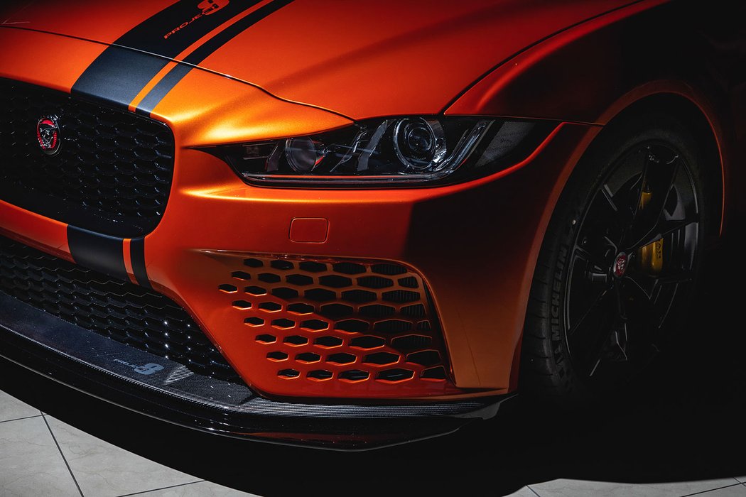 Jaguar XE Project 8