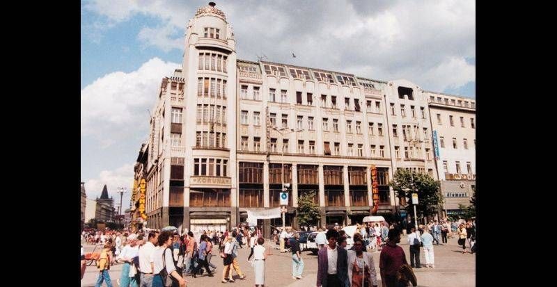 Automat Koruna byl ve své době největším bufetem v Československu!