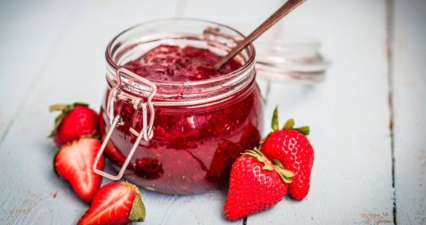 4 tipy, jak uvařit marmeládu bez hromady cukru a chemie