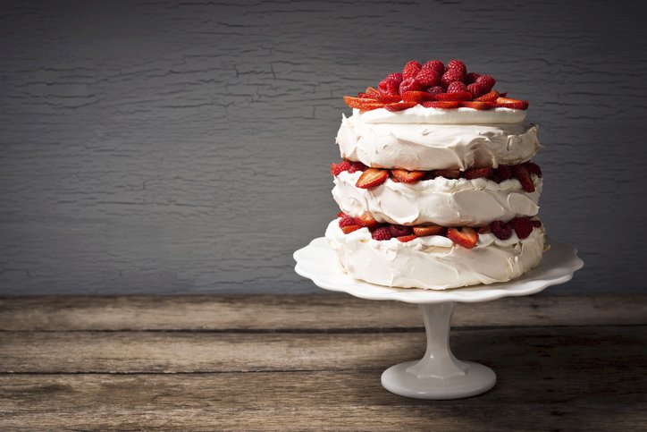 Pavlova s jahodami může vypadat i takto