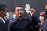 „Jako když mám žaludek v plamenech.“ Prezident opustil nemocnici, Bolsonara zlobila střeva