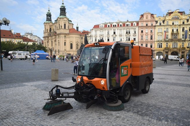 Jak se žije řidiči zametacího stroje