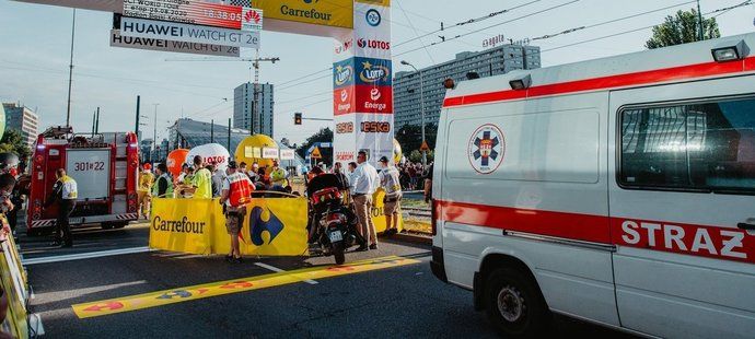 První etapa závodu Kolem Polska skončila šíleným pádem nizozemského cyklisty Fabia Jakobsena