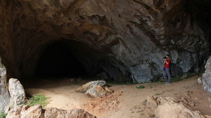V Horní bijambarské jeskyni byly poprvé na území Bosny a Hercegoviny nalezeny důkazy o pobytu člověka doby kamenné