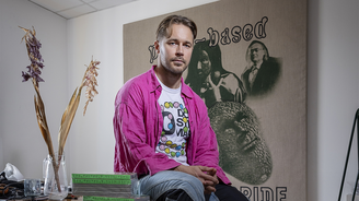 Krteček má syndrom vyhoření. Audiovizuální umělec Jakub Jansa poveze do Benátek trochu jinou pohádku Krteček má syndrom vyhoření. Audiovizuální umělec Jakub Jansa poveze do Benátek trochu jinou pohádku