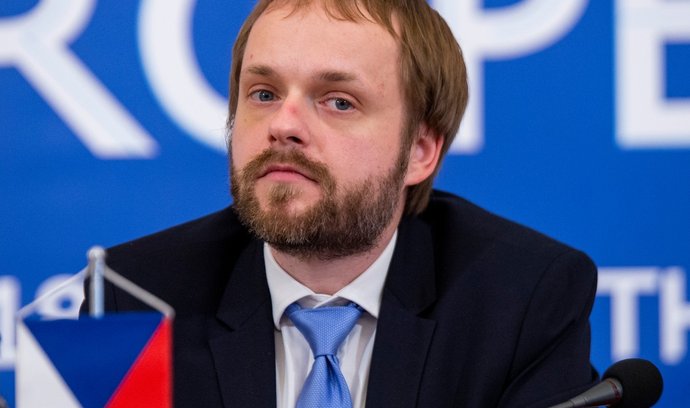 Kandidátem na ministra zahraničí je Hamáčkův náměstek Jakub Kulhánek