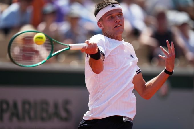 Krejčíková i přes mečboly na Roland Garros končí! Dál jdou Macháč, Menšík či Bouzková Krejčíková i přes mečboly na Roland Garros končí! Dál jdou Macháč, Menšík či Bouzková