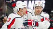 Jakub Vrána a Jevgenij Kuzněcov v dresu Capitals Jakub Vrána a Jevgenij Kuzněcov v dresu Capitals