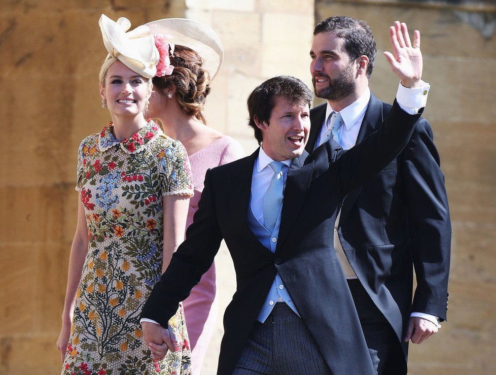 James Blunt s manželkou na královské svatbě