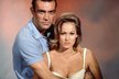 Sean Connery a Ursula Andress v bondovce Doktor No.