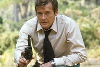 James Bond prodával hodinky: Vydražily se za v přepočtu devět milionů korun!