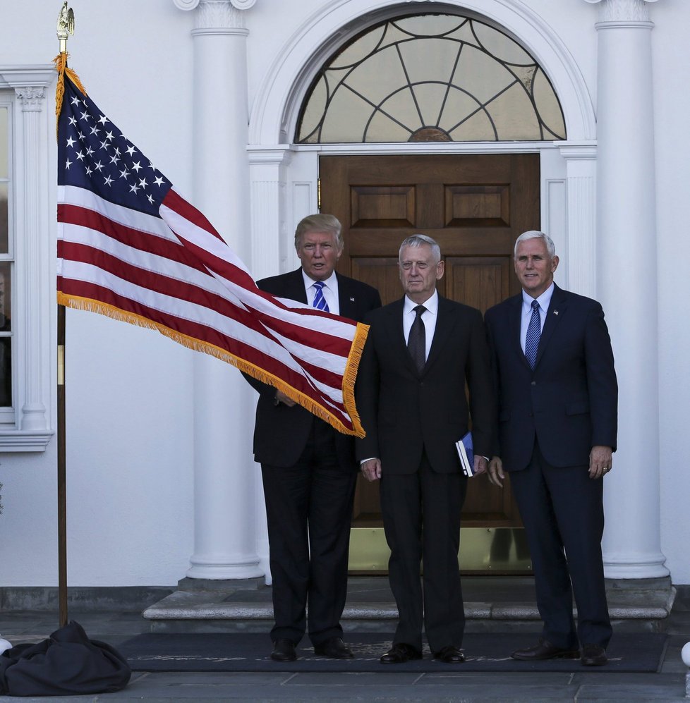 Nový americký ministr obrany James Mattis přezdívaný Šílený pes nebo Válečnický mnich